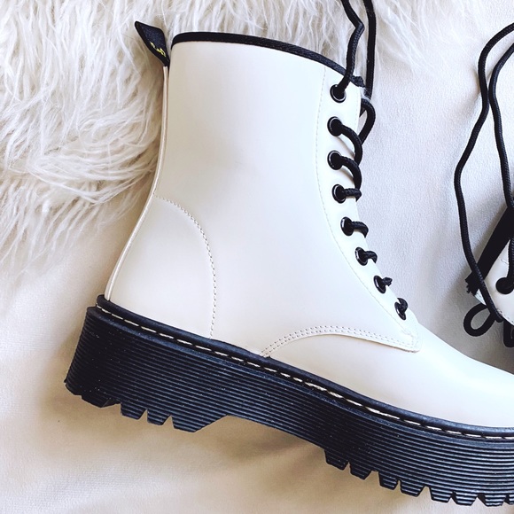 SALE✨ White Platform Lace Up Boots - Picture 4 of 12